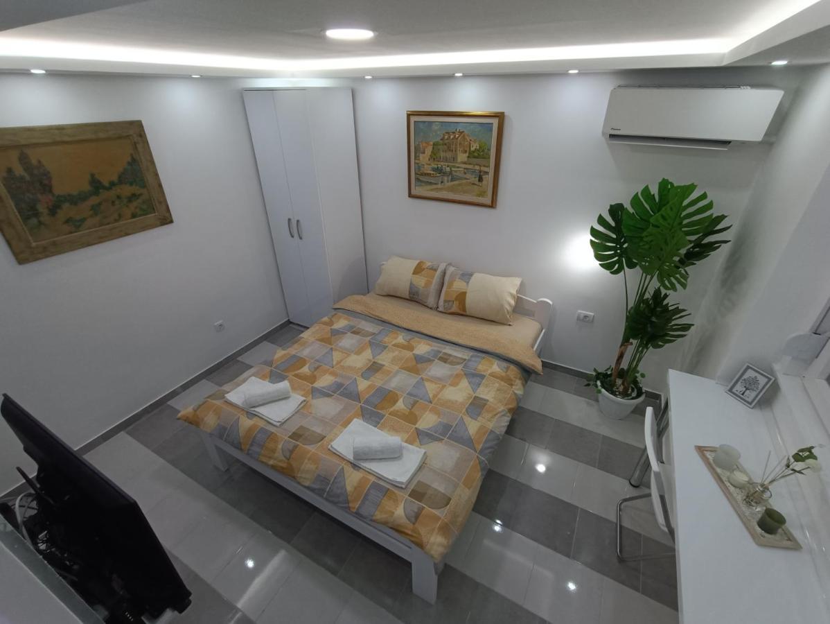 Grey 4 Appartement Belgrado Buitenkant foto